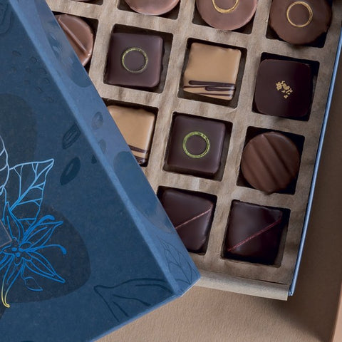 Giraudi carrés e rondò pralines box 49pc